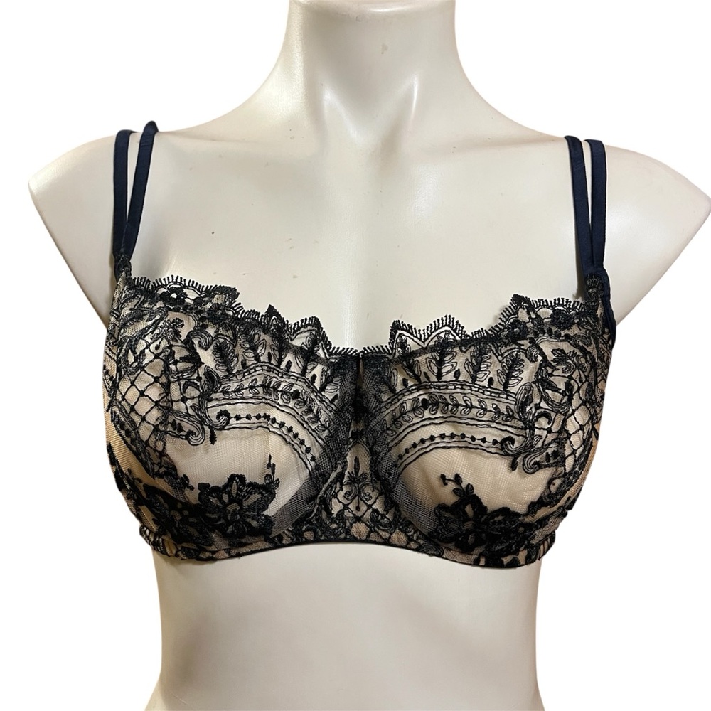 I.D. Sarrieri Elegant Black Lace underwire  Bra